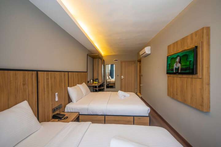 Room 41 of 88
