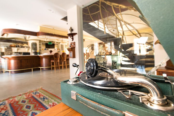 Hotel Interior 6 of 118