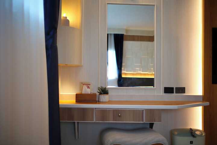Room 18 of 86