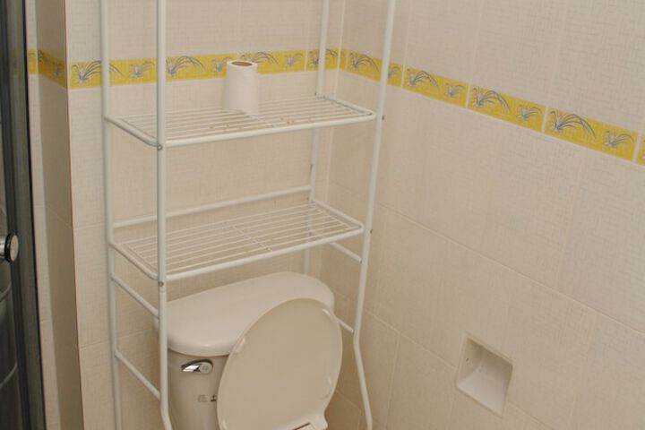 Room 15 of 21