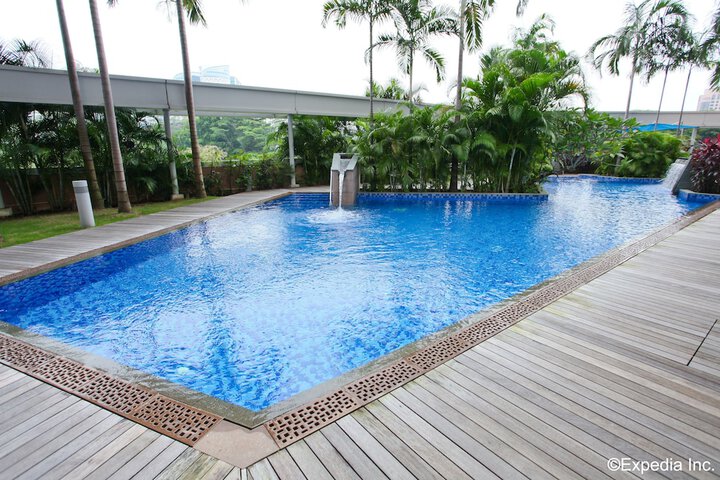 Pool Hotel