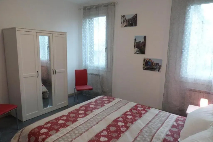 Room 3 of 17