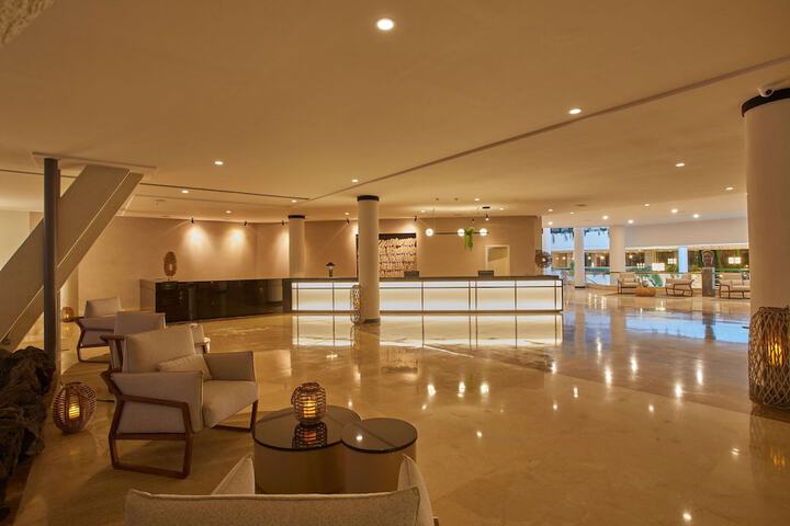 Hotel Interior 6 of 156