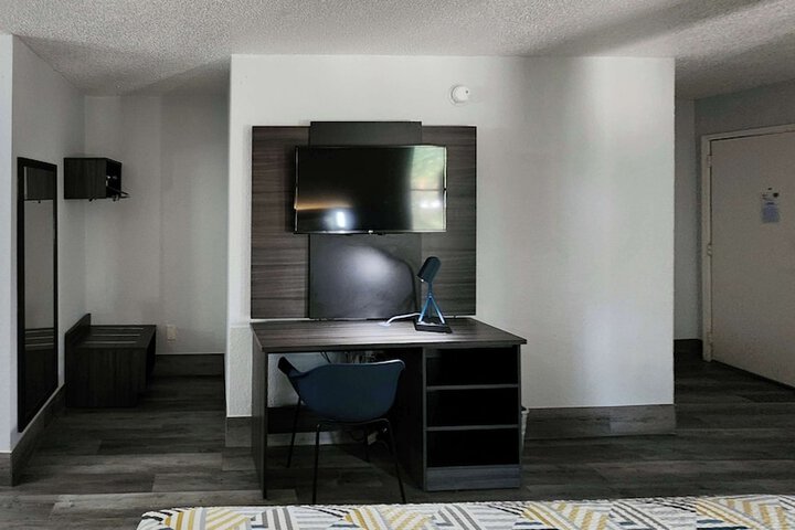 Room 25 of 50