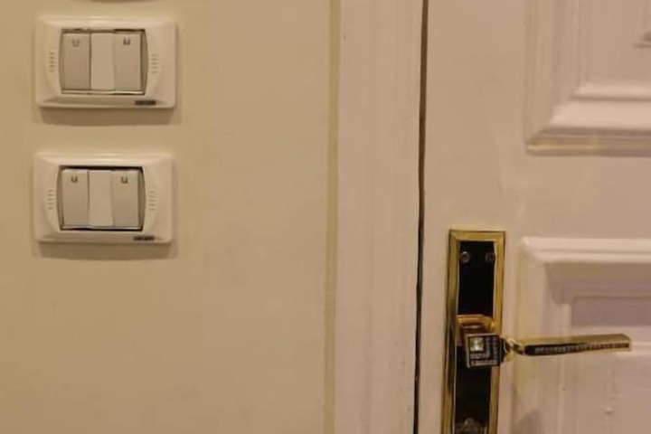 Room 15 of 26