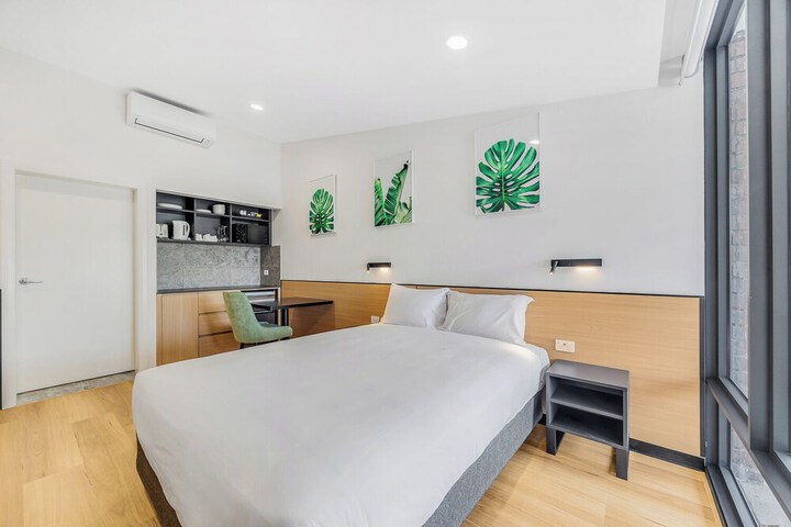 Room 22 of 66