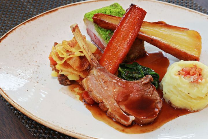 Dining 54 of 86