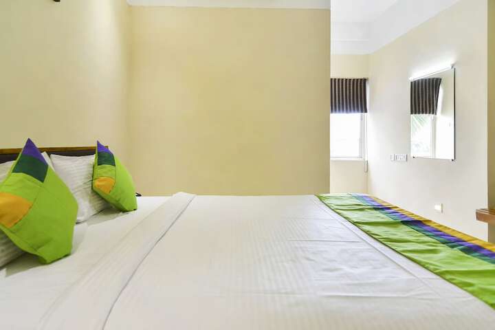 Room 20 of 49