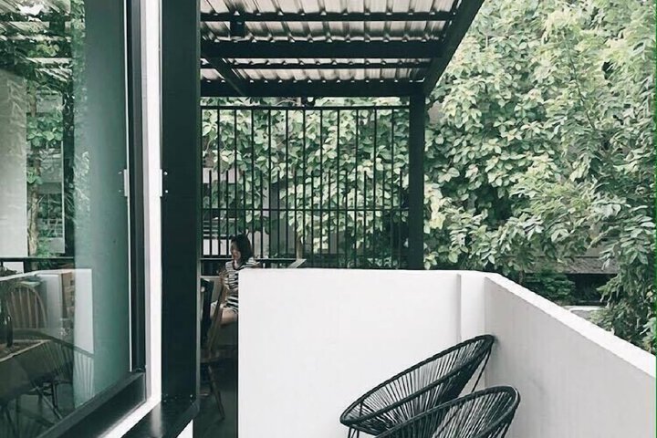 Sundeck 61 of 70