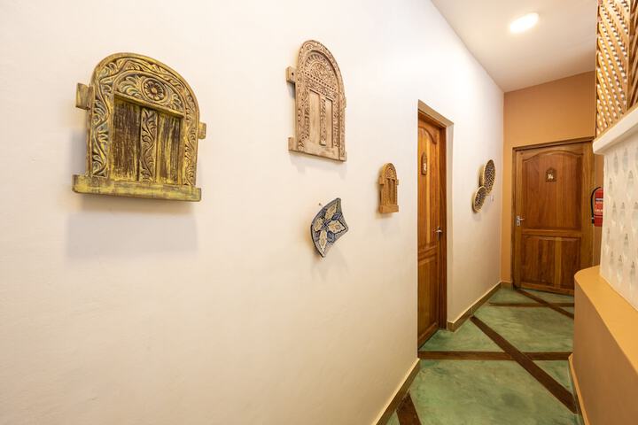 Ballroom/Hall 41 of 53