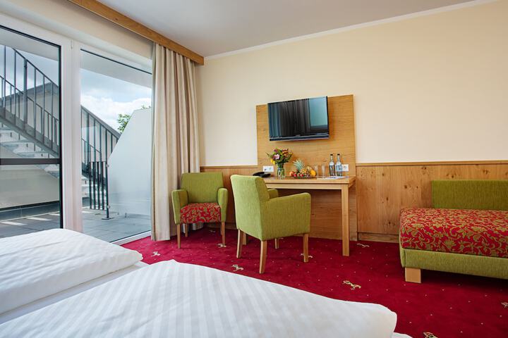 Room 14 of 53