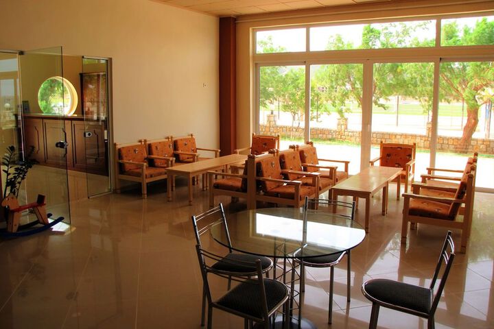 Guest Lobby