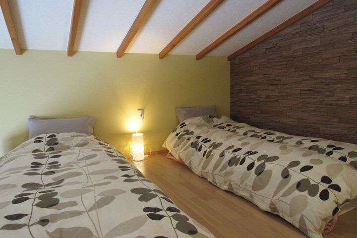 Room 6 of 20