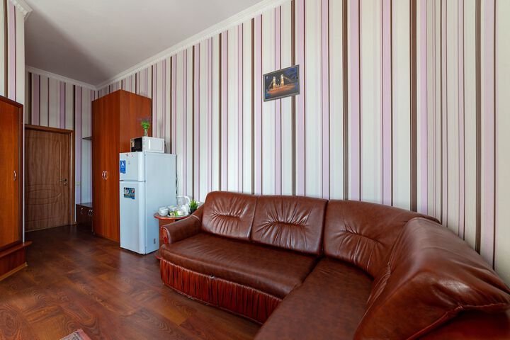 Room 135 of 176