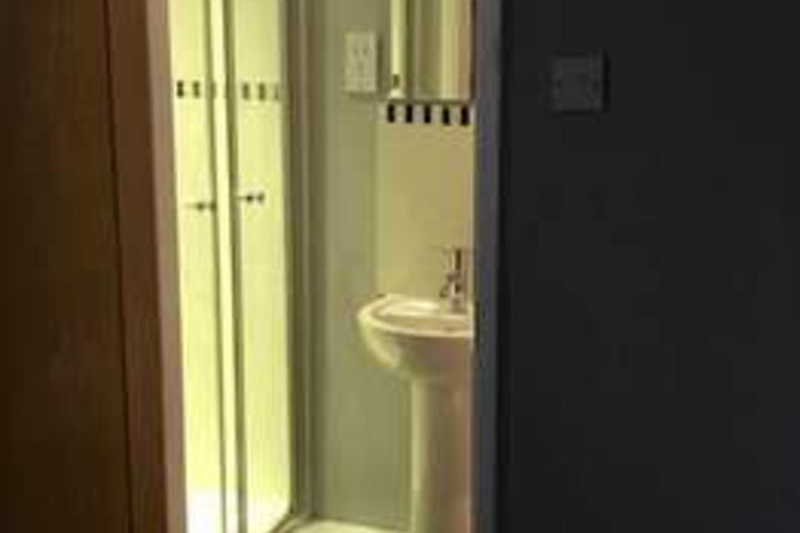 Room 3 of 17