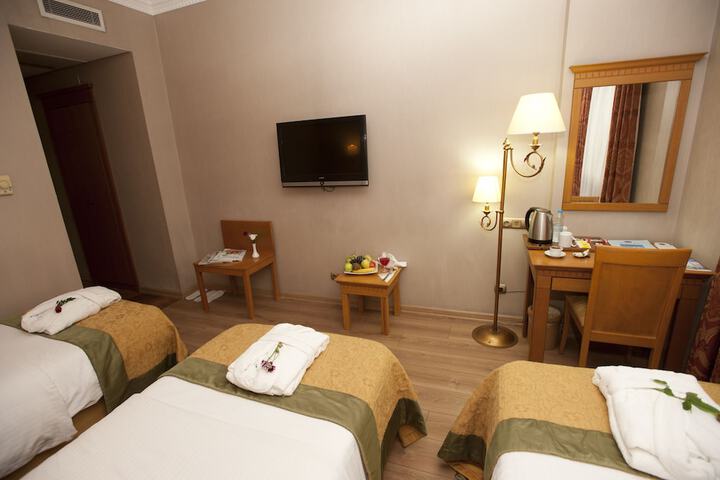 Room 15 of 64