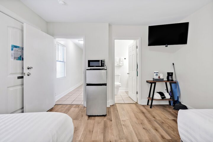Room 36 of 90