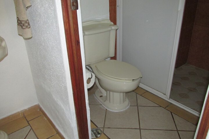 Room 27 of 78