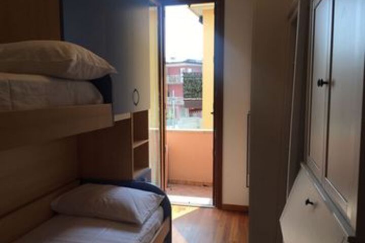 Room 223 of 499