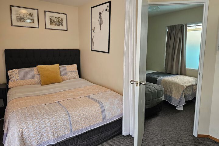 Room 12 of 39