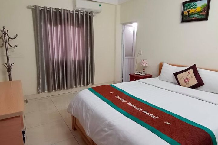Room 14 of 74
