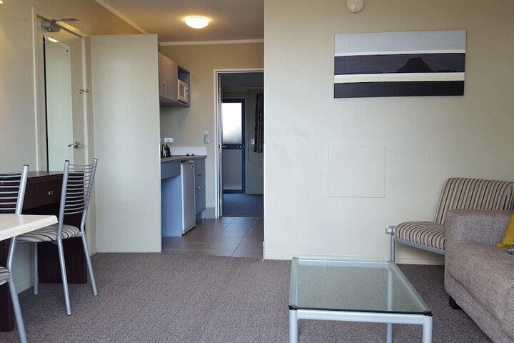Room 25 of 49