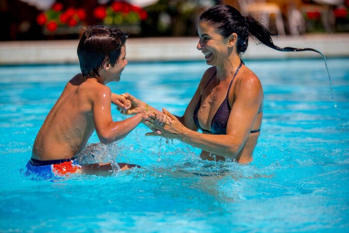 Pool 17 of 59