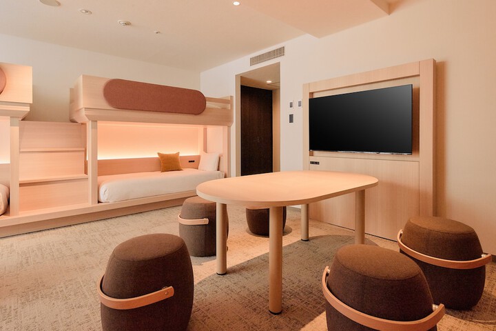 Room 30 of 72