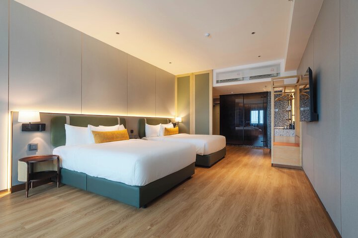 Room 46 of 105