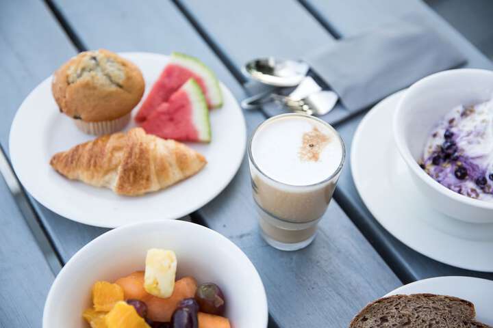 Breakfast/Coffee Service 38 of 71