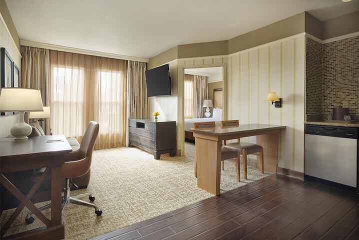 Room 9 of 35