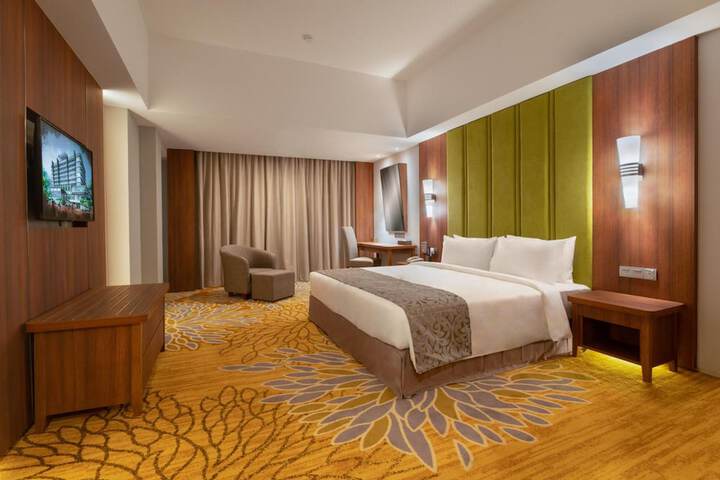 Room 16 of 45