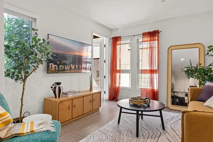 Exterior of O204 - The Butterfly Suite