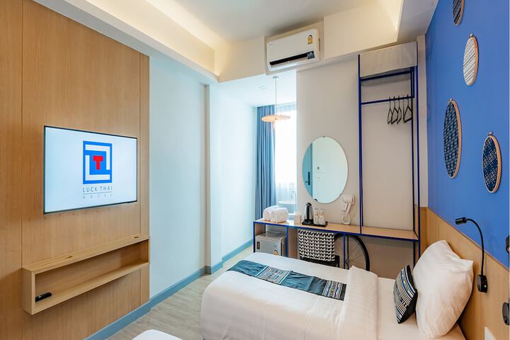 Room 15 of 117