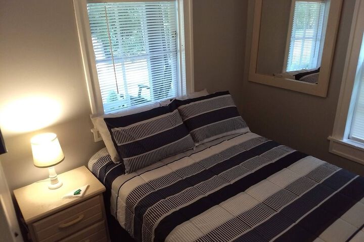 Room 3 of 150