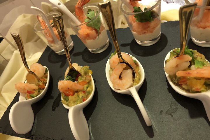 Dining 70 of 128
