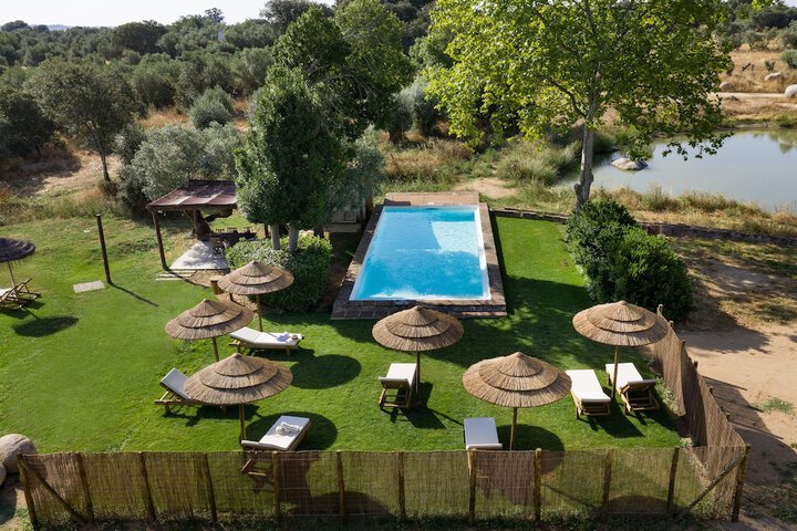 Pool 46 of 75