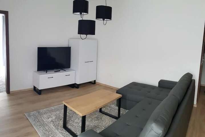 Room 34 of 73
