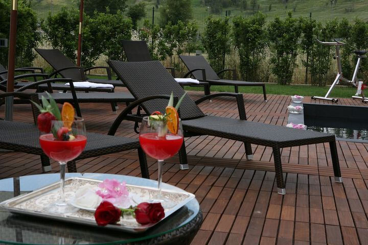 Terrace/Patio 34 of 35