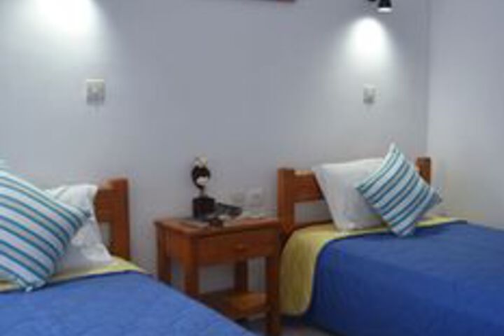 Room 14 of 27