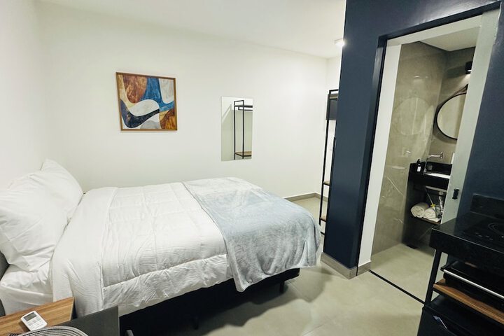 Room 4 of 55