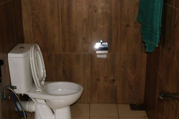 Room 18 of 31