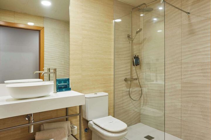 Clean Restrooms