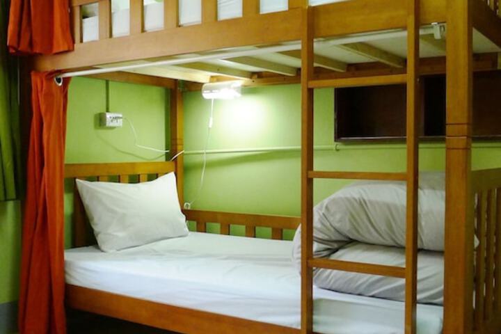 Room 16 of 43