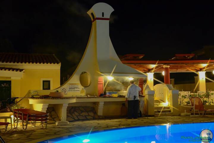 Pool 74 of 106
