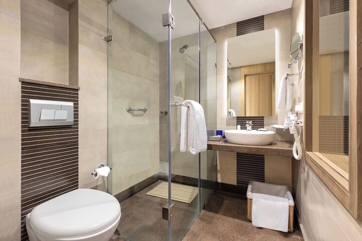 Clean Restrooms