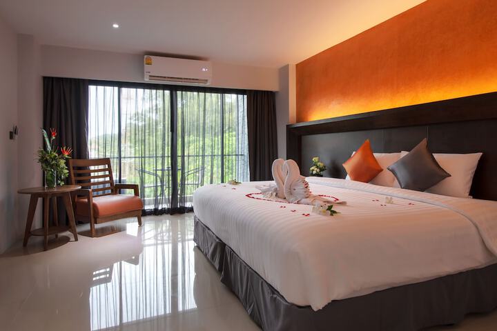 Room 42 of 108