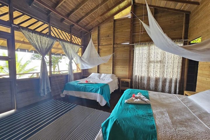 Room 5 of 14