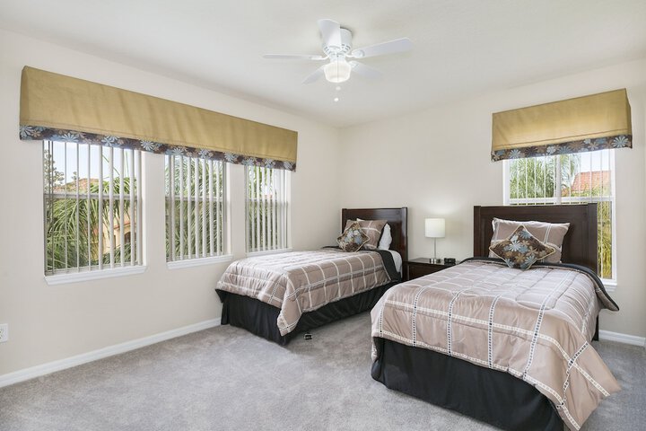 Room 5 of 29