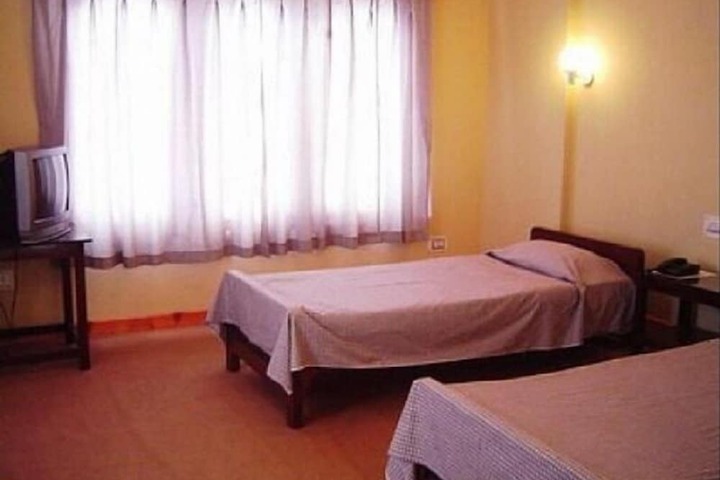 Room 5 of 22